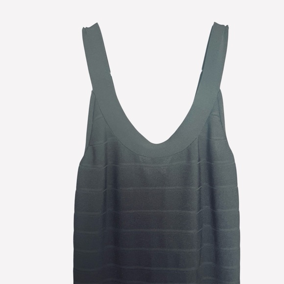 BCBG Bandage Dress SZ XS BLK Bodycon Fitted Party Cocktail Scoop Neck Sexy - Picture 6 of 12